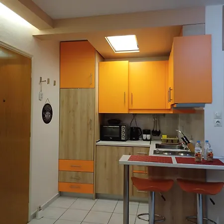 Apartment Orange *
